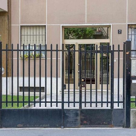 Milano City Apartments - Parking And Comfort - Spacious Apt Up To 8 Pax Zewnętrze zdjęcie