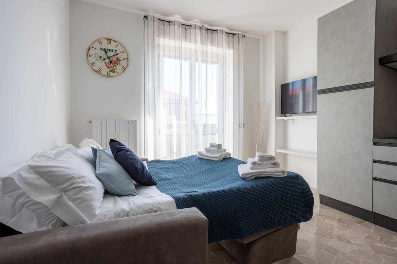 Milano City Apartments - Parking And Comfort - Spacious Apt Up To 8 Pax Zewnętrze zdjęcie